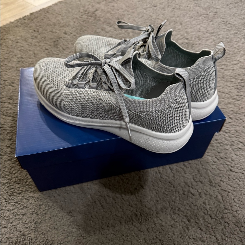 Lively Gray Memory Foam Athletic Shoes